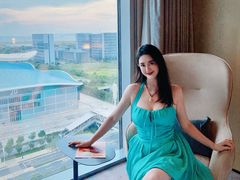 -深圳国际会展中心希尔顿酒店(前海华发冰雪世界店)