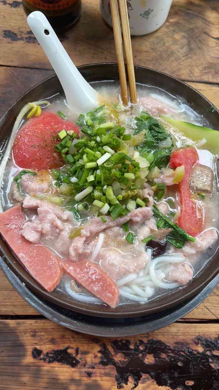 望江楼三鲜砂锅米线-"身为本地人,早就听说他们家的砂锅米线,但.