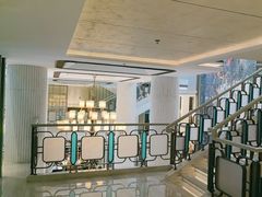 -浅深(世茂滨江精品店)