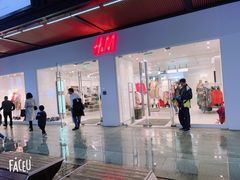 -H&M(天一广场店)
