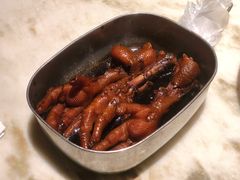 弄堂里的卤鸡爪-弄堂里(西溪龙湖天街店)