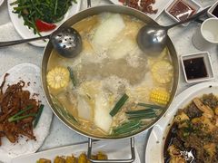 -肥仔文澳门猪骨煲(南京西路店)