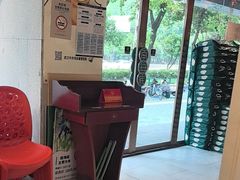 -南海底小海鲜·湘菜(鲁巷吴家湾店)
