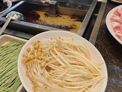 -皇城老妈·大连海鲜火锅(港湾店)