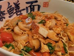 -李犟大爆鳝面·手工蟹黄包(湖滨西湖店)