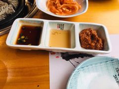 -唯成•韩国炭火烤肉 유성고기