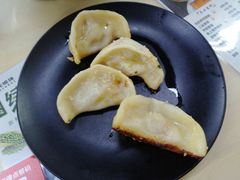 -潘国仙耳光馄饨(黄家阙路店)