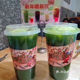 辣度可以选的，撒上了微辣粉很入味，啃起来很香