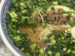 -牛壹品牛肉拉面(东风路店)