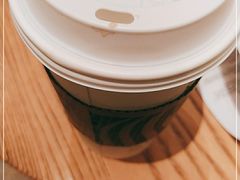 -星巴克臻选(杭州嘉里中心1F店)