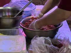 -周良天山牛杂城(天山路总店)