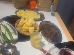 -王奋斗贵州酸汤牛肉火锅