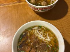 -矮子粉店1985·长沙米粉(湘春路店)