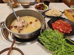 -汤宴·参须肚包鸡(南京路店)