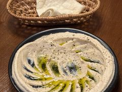 Hummus (one bread) 鹰嘴豆-Uncle Kosto科斯托·中东菜