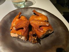 脆炸乳鸽-荣小馆(安达仕店)