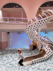 -奈尔宝·儿童乐园·亲子餐厅(鄞州万达店)