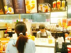 -桂桂茶(滨江百联店)