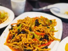 鱼香肉丝-福利来酒店(舜耕店)
