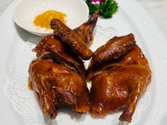 脆皮乳鸽-荣兴酒家(徐家汇店)