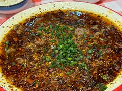 -洪霞餐馆·川菜·鲜货现炒(两江春城店)