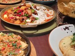 新疆大盘鸡-楼兰新疆主题餐厅(悠方店)