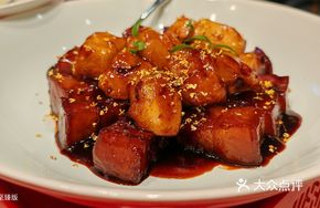 Braised Pork Belly with Osmanthus Rice Cake