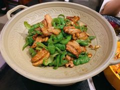 辣椒爱上肉-川里谈·川味小馆(北京路店)