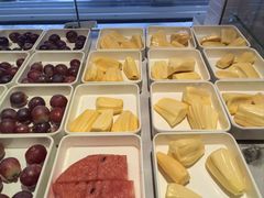 -涨巢·潮玩水疗局