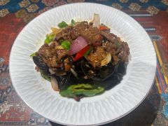 -乡村馕坑肉·烧烤·新疆菜·本地人更爱吃(阿勒泰首店)