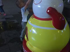 -虹桥新天地