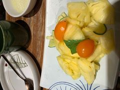 凉拌菠萝-云海肴·汽锅鸡·云南菜(美罗城店)