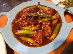 黑椒牛肉粒烩芦笋-绿茵阁牛扒餐厅(客村店)