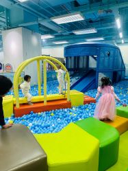 -莫莉幻想儿童乐园(青岛金茂湾店)