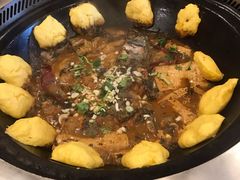 -万里闯关东铁锅炖菜馆(高新旗舰店)