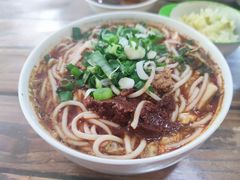 -珀玉莲花白米线店