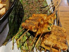 烤韭菜-万记麻辣烫国展总店