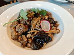-侬佳蒸菜馆(听潮店)