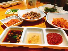 -唯成•韩国炭火烤肉 유성고기