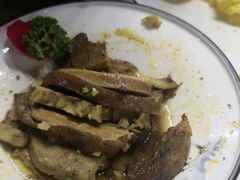 -刘姐啤酒鱼民族演艺餐厅(西街总店)