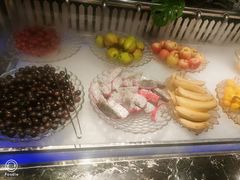 -釜御山海鲜烤肉火锅自助(新城市中心店)