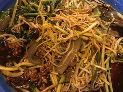 -闯关东东北农家菜(崂山石老人店)