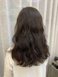 -H·Y HAIR SALON烫发·染发·造型
