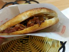 -大耳公曹氏驴肉包子铺(三八店)