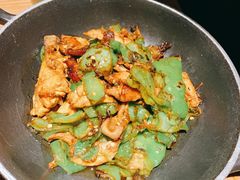 擂辣椒烧手撕鸡-吃饭皇帝大(合生汇店)