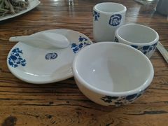 -溢心园香河肉饼总店