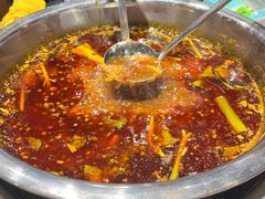 -肖肖酸萝卜鱼火锅(总店)