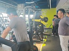 -GMJ·24H健身房(北外滩店)