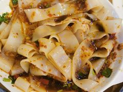 新疆凉皮-维吾尔餐厅(宜山路店)