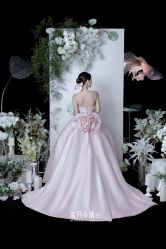 -苏菲亚婚纱摄影